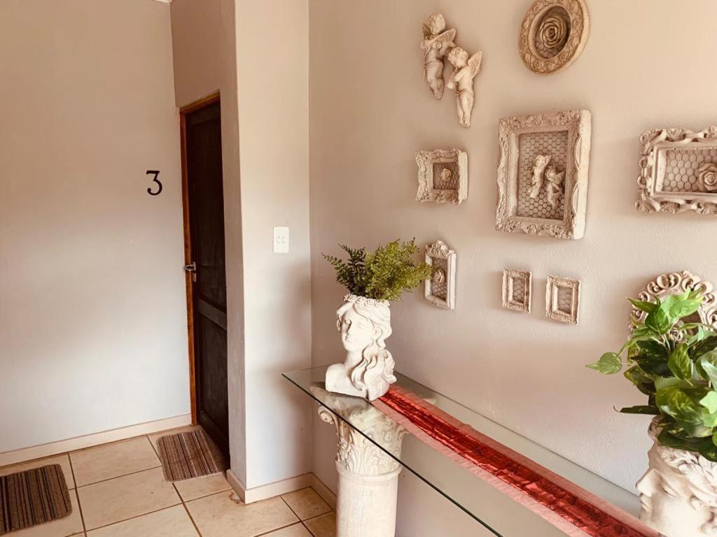 Douglas Villas Tzaneen Exteriör bild