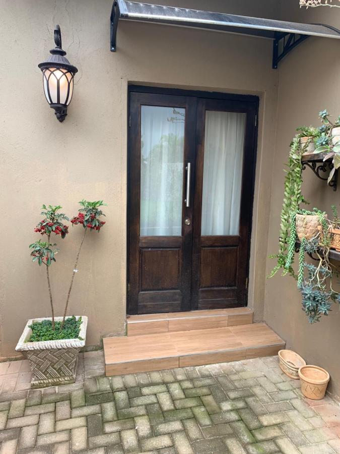 Douglas Villas Tzaneen Exteriör bild